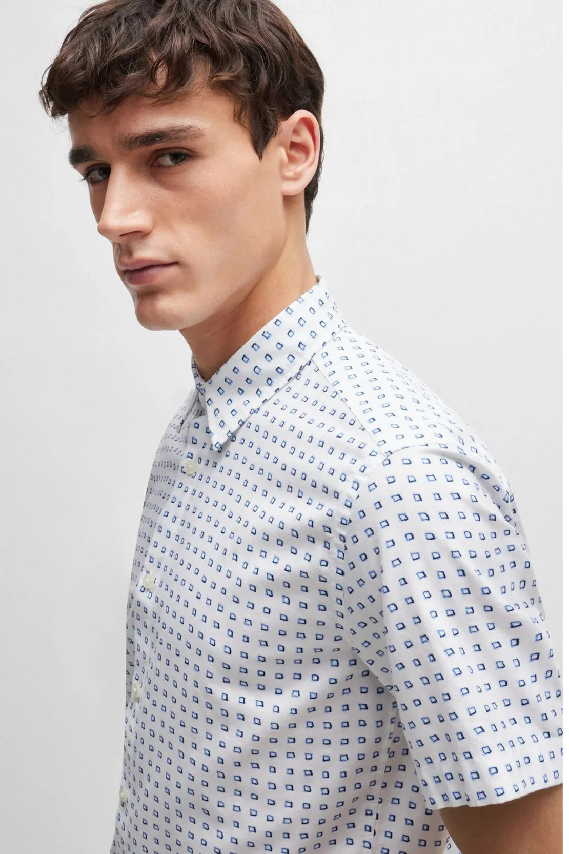 BOSS -  S-ROAN-KEN Slim Fit Short Sleeve Shirt In White With All Over Print 50513394 100