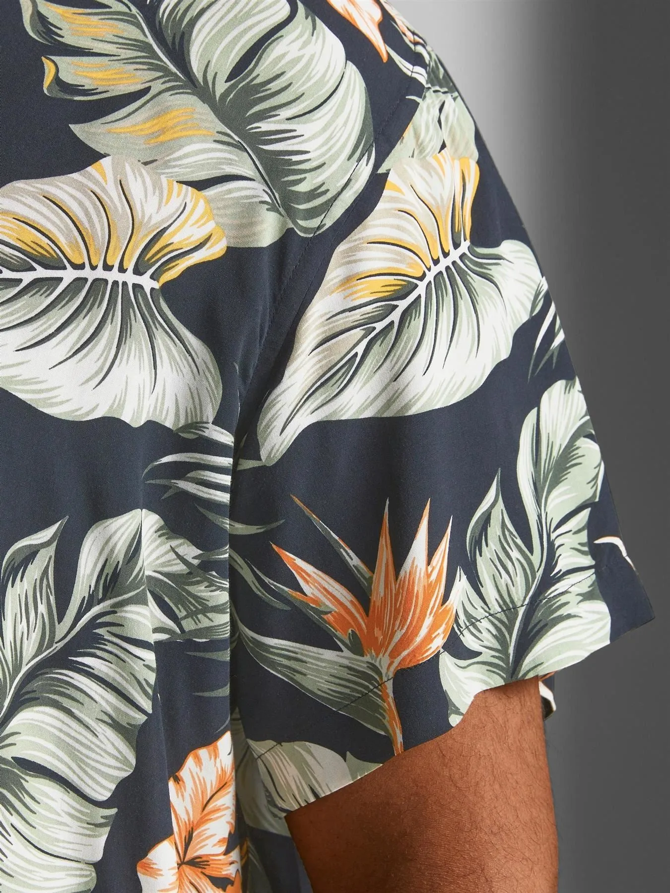 Jack & Jones Big & Tall Fit Size Men's Floral Short Sleeve Shirt In Soft Touch Viscose Size 1XL-6XL, 2 Colours
