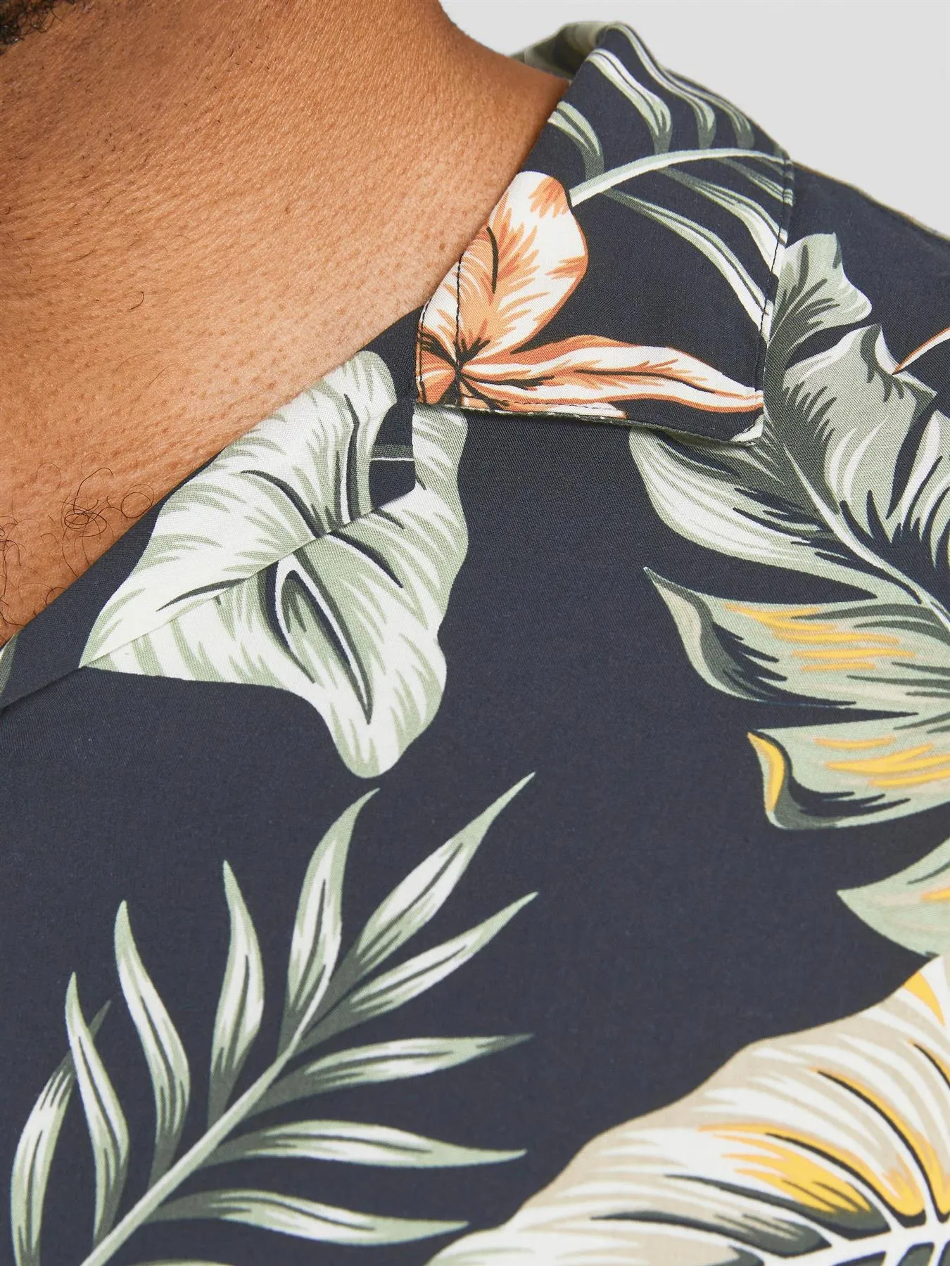 Jack & Jones Big & Tall Fit Size Men's Floral Short Sleeve Shirt In Soft Touch Viscose Size 1XL-6XL, 2 Colours
