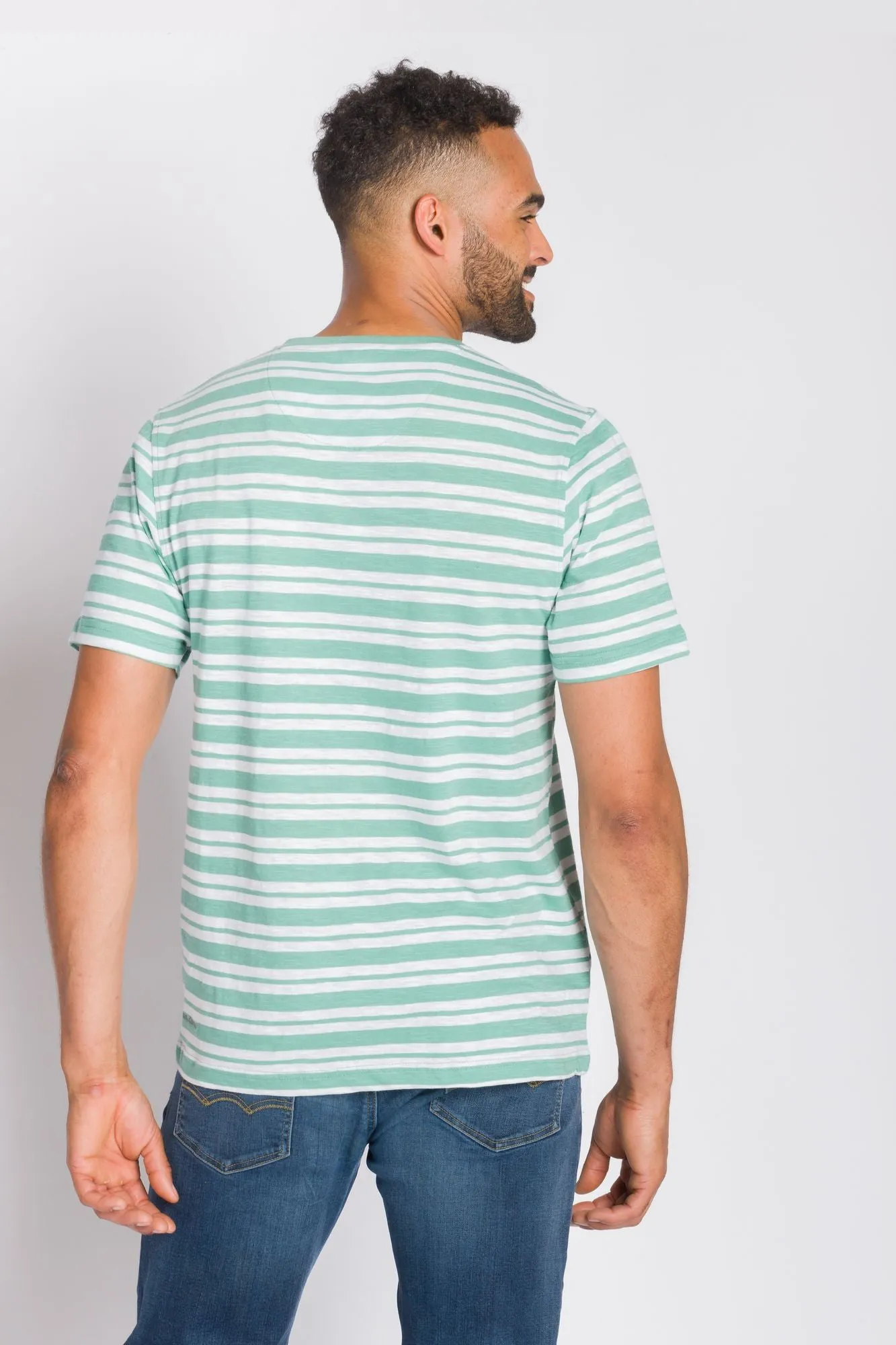 Voyager | Men's Slub V-Neck Shirt